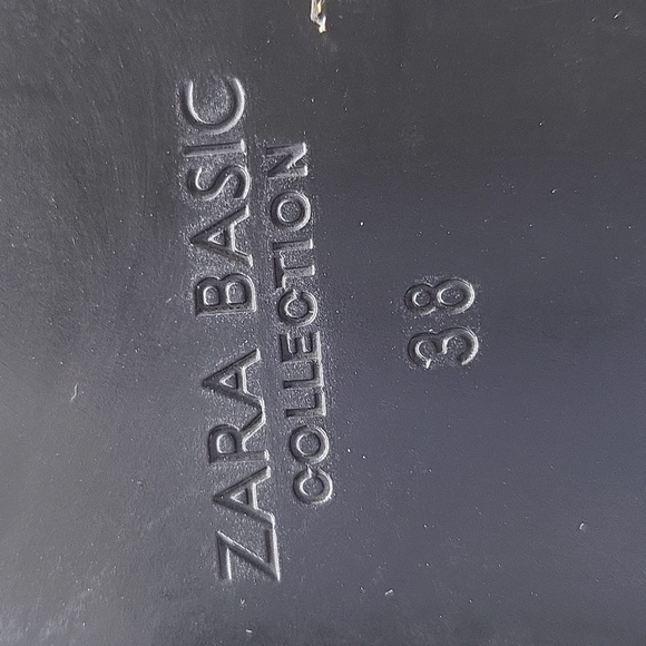 382- Zara Basic Collection Black Fringe Flat Mules Size 7.5 NWT - Picture 9 of 9